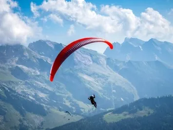Paragliding